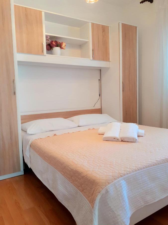 Open Sea Apartmani Гребащиця Екстер'єр фото